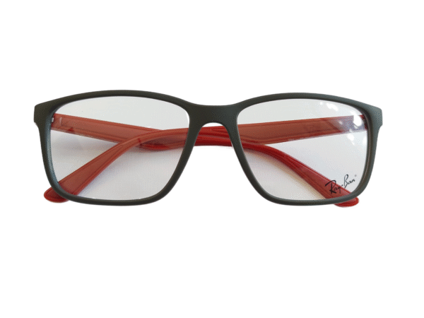 Ray-Ban
